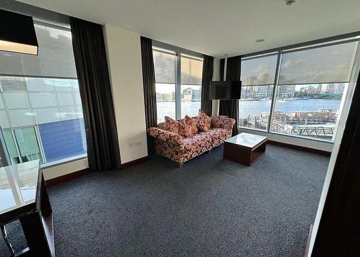 Rafayel Hotel & Spa Londra